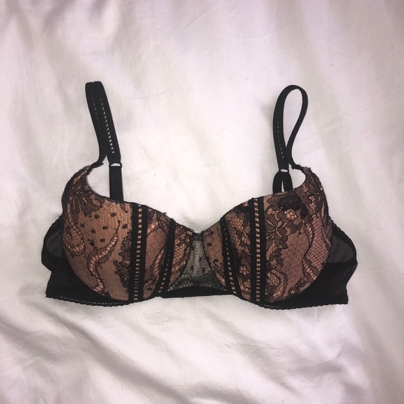 La Perla Set with Bra and Thong - Picture 2 of 11